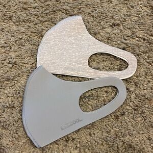 Two 32° Cool Kids Face Masks